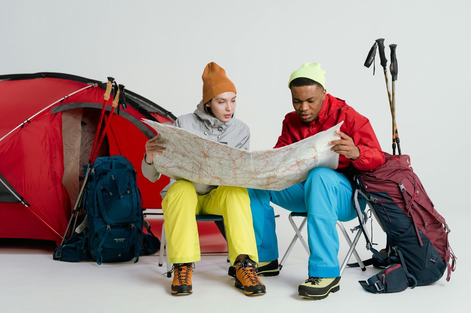 A Guide To Exploring New Places Without Disconnecting From What Matters